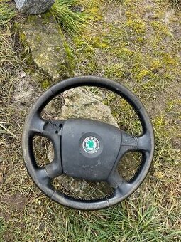 Volant Škoda Octavia II