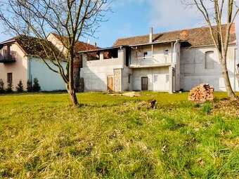 Dům 320m2, pozemek 950 m2