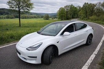 Tesla 3 náhradní díly