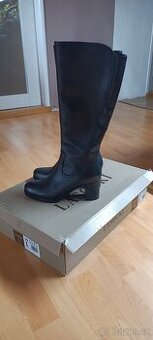 Nové dámské kozačky