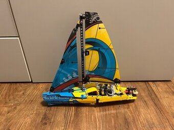 LEGO Technic 42074 – Racing Yacht