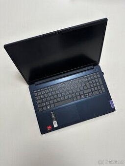 Lenovo IdeaPad 15ALC7 (15,6”), 16 GB RAM a úložiště 1TB.
