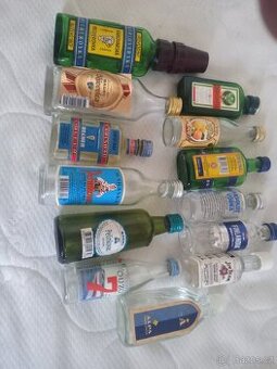 Lahvičky od alkoholů