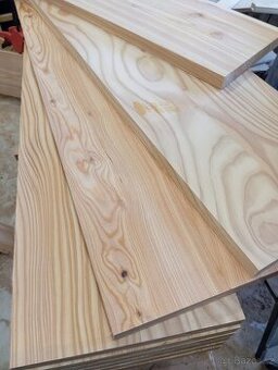 Schodnice/nášlapy schodiště-masiv modřín 27/40mm