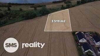 Prodej pole v blízkosti vodní nádrže Nové mlýny, 3519 m2