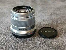 Olympus  45 mm f/1,8 ET
