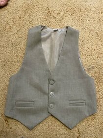 chlapecké společenské kalhoty s vestičkou 116 - 1