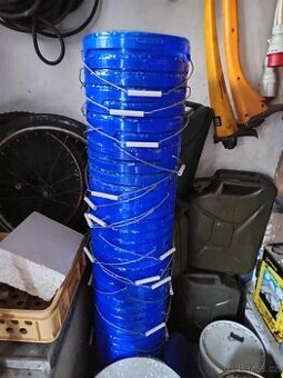Kýble  s víkem  15l