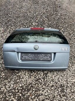 Škoda octavia 2 combi dveře kufru 9154