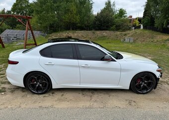 Alfa Romeo Giulia 2.0 Turbo 16V AT8 Veloce Ti