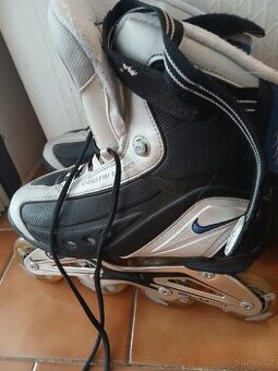 Kolečkové brusle Nike vel. 42