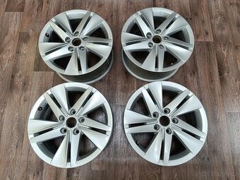 5x112 Volkswagen 7Jx16 ET48 NORFOLK číslo 5H0601025 alu