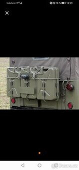 KOUPÍM držák kanystrů. GAZ 69
