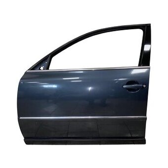 Levé přední dveře šedá metalíza LC7V VW Passat B5.5 2001