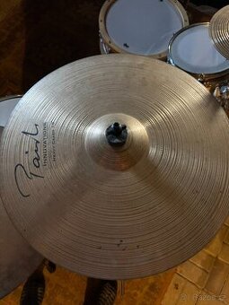 Paiste Innovations - Heavey Crash 18"