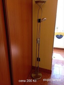 Stojící lampa