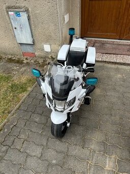 Policejní motorka BMW