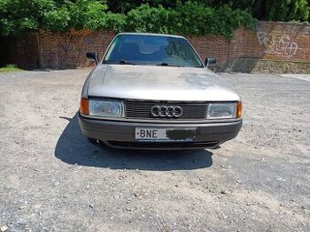 AUDI 80