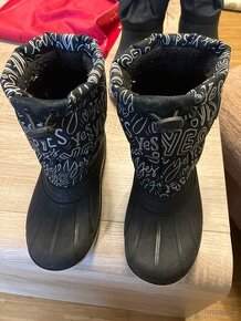 Prodáme snehule Crocs,velikost 30/31