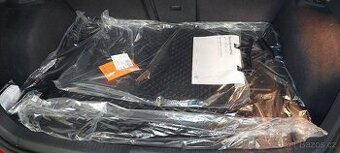 Vw  Volkswagen Golf 7 Nové gumové koberce a vana kufru