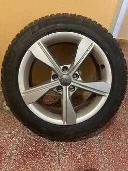 Kola Audi 225/50 R17..zimni gumy goodyear a Michelin 75%