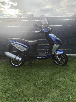 Prodám skútr 125