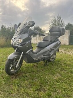 Piaggio X9 Evolution 125ccm scooter, po servisu