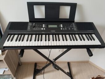 Klávesy Yamaha E363
