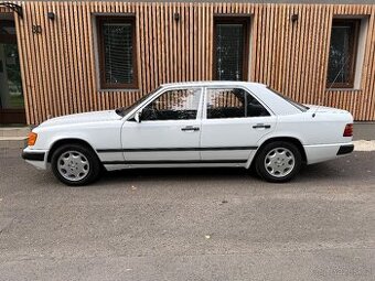 Mercedes Benz W124