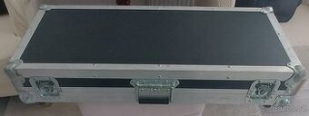 Prodam pedalboard,case.