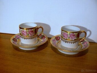 porcelánový hrneček-moka