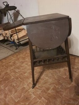 Starožitný stolek