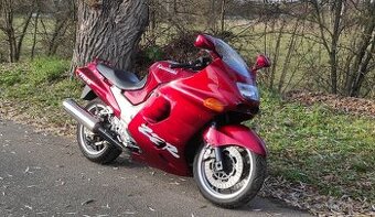 Kawasaki ZZR 1100 - 1