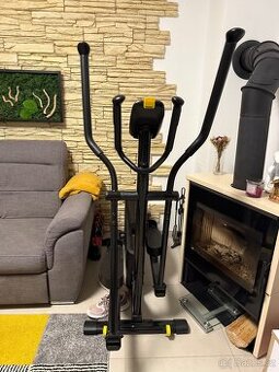 Eliptický trenažér EL520B samonapájecí připojitelný E-connec