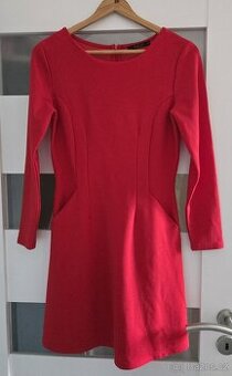 Červené šaty zn. Mohito