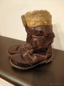 Dívčí kozačky 32