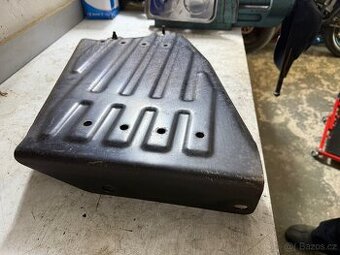 Jeep Grand Cherokee WK kryt rozvodovky