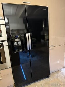 Americká lednice SAMSUNG RS A+++H 7 UNBP