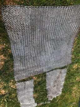 Kusy drátěné košile, kroužková podložka