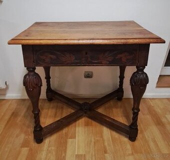 Starožitný vyřezávaný stůl 18. STOLETÍ CCA 1740 GEORGE II