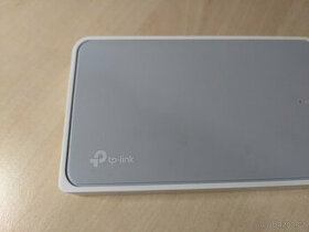 Switch TP-LINK TL-SF1008D - 1