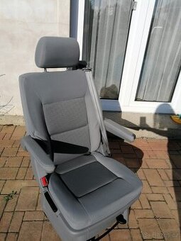 Sedačka VW Multivan T5,T6