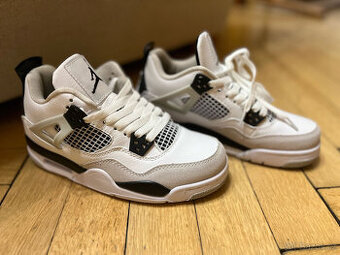 NIKE AIR JORDAN 4 MİLİTARY BLACK nové 37,5 dámská velikost - 1