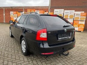 ŠKODA OCTAVIA UBER BOLT TAXI AUTOPŮJČOVNA