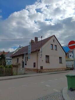 Pronájem kanceláře v centru Nové Paky - 1
