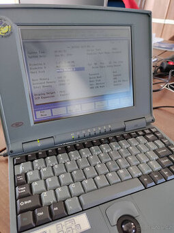 retro notebook Leo 486