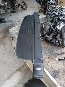 Prodám roletu kufru na vw Touareg 7P
