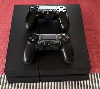 Konzole PS4 z Japonska