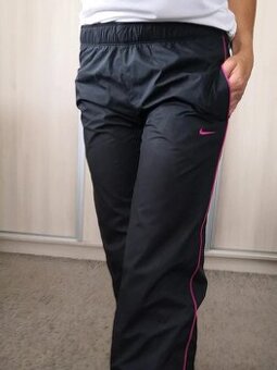Tepláky Nike vel.XS