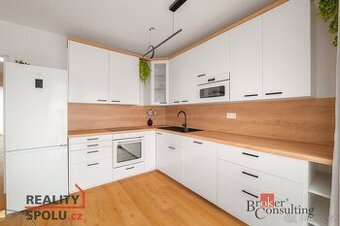 Pronájem, byty/3+kk, 70 m2, Slovanská, Východní Předměstí, 3